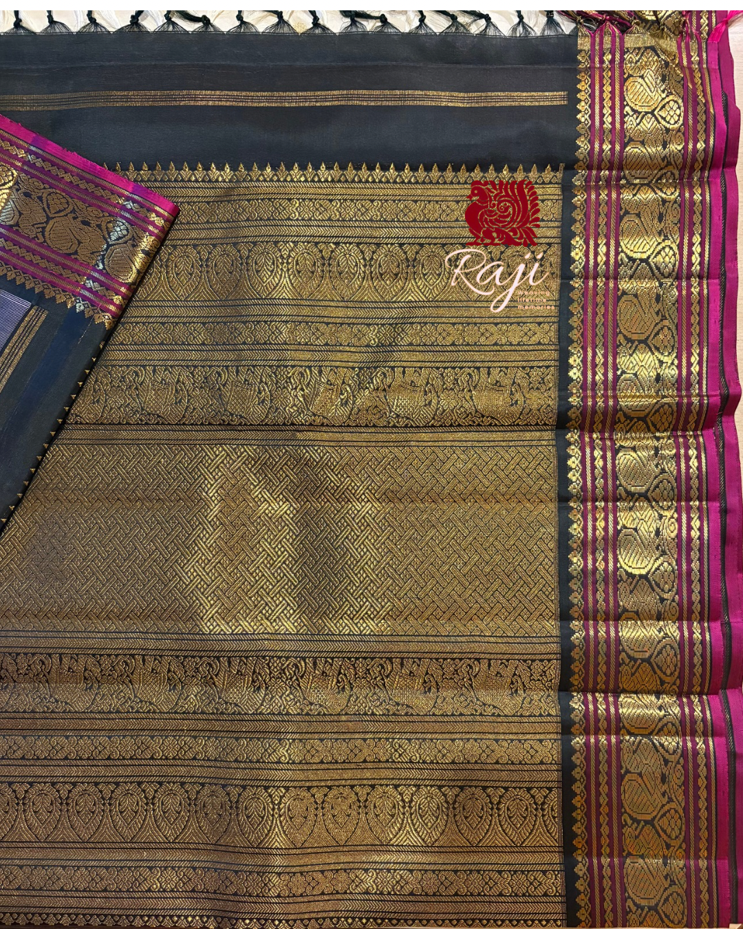 Pristine Ivory Korvai Kanjivaram Silk Saree with Kanchana border - RK0736